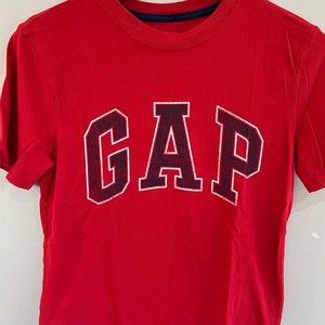 Boys XL GAP tee.